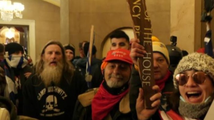 Confirman que algunos participantes del asalto al Capitolio de EE.UU. han perdido sus trabajos