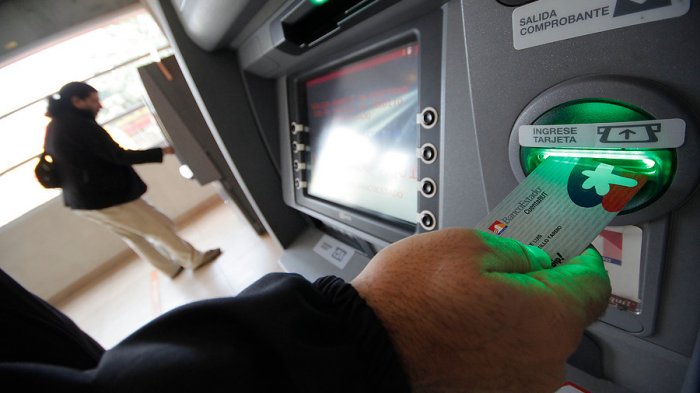 BancoEstado comenzará desactivación paulatina de tarjetas CuentaRUT sin chip