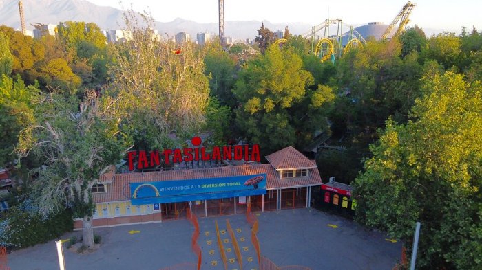 Alcalde Alessandri dice que apertura de Fantasilandia es una 