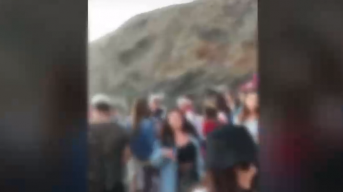 Denunciaron fiesta clandestina en playa de Pichilemu, pero Carabineros no logró constatar el hecho