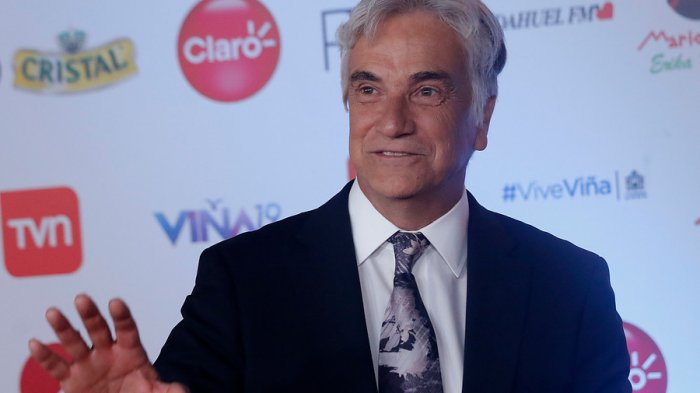 Francisco Reyes oficializa su candidatura a constituyente por el distrito 8