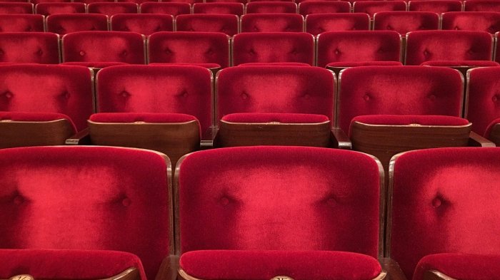 Así funcionará la reapertura de cines y teatros en las comunas en Fase 3