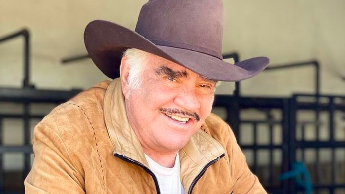 Joven que denunció a Vicente Fernández por acoso: “Es un pervertido y no entiendo por qué lo defienden”