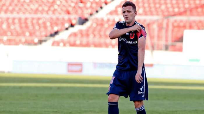 Montillo aparece en lista de convocados de la U para duelo clave con Iquique