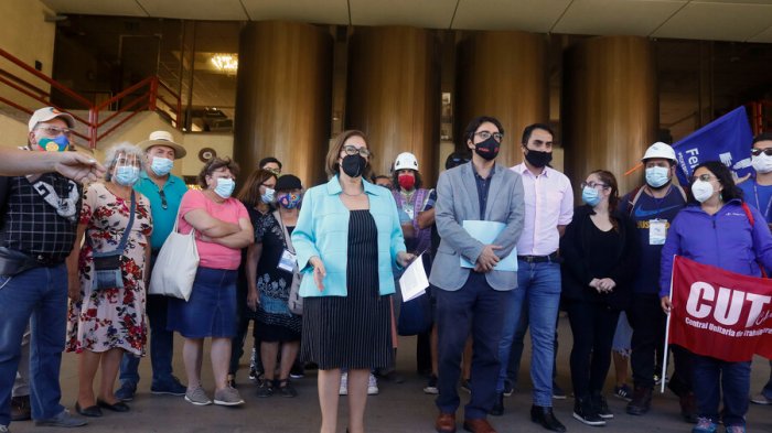 Proyecto de indulto avanza en el Congreso: Comisión de DD.HH. del Senado aprueba la idea de legislar