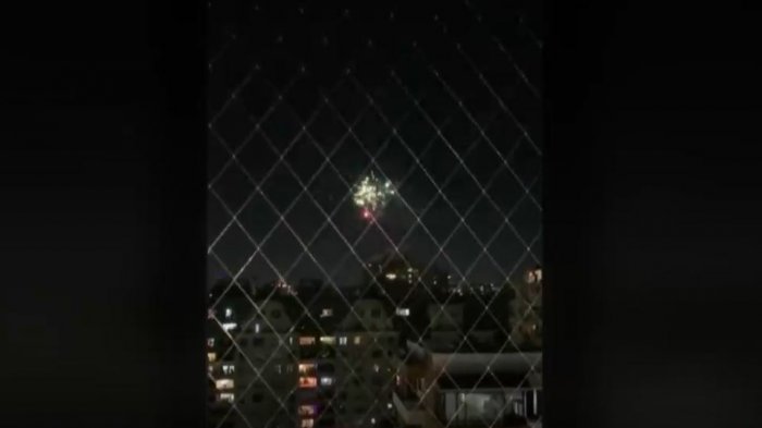 Hasta lanzaba fuegos artificiales: Los reclamos de los vecinos de Iván Morales por sus fiestas