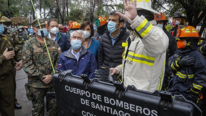 Ministro Paris por incendio en Hospital San Borja: 