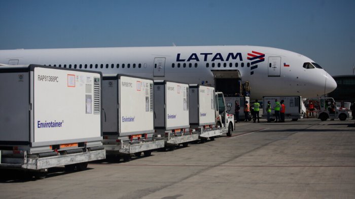 Autoridades recibieron el segundo cargamento de vacunas Sinovac