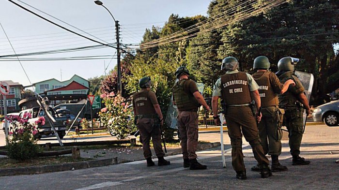 Carabineros aseguró que disparos contra malabarista en Panguipulli fueron en defensa propia