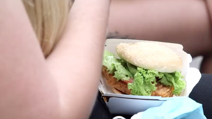 Chilenos subieron siete kilos en promedio durante la pandemia