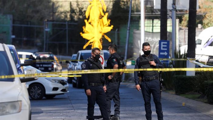 Encuentran 18 bolsas con restos humanos en México