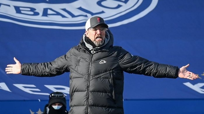 El rostro de Klopp lo dice todo: Liverpool sumó tercera derrota al hilo tras 6 minutos del terror