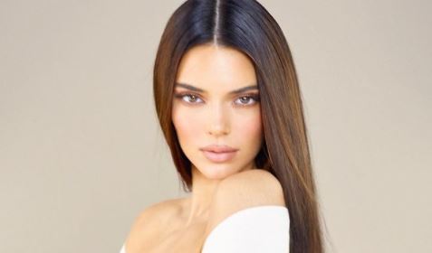 Lo presentó este 14 de febrero: Kendall Jenner oficializó su relación con basquetbolista de la NBA