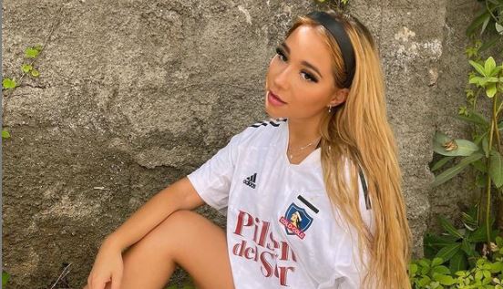 Princesa Alba fue a arengazo por Colo Colo en el Monumental: 