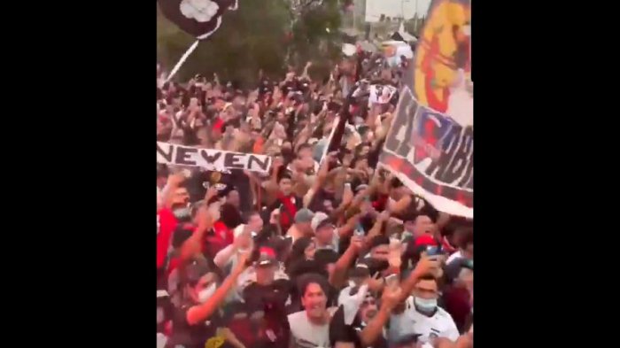 “Que hermoso, hermano”: Javier Parraguez registró el arengazo a Colo Colo en el Monumental