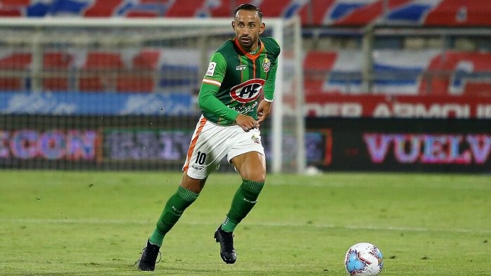 Cañete es azul: El talentoso “10” puso dinero para salir de Cobresal y fichar en la U