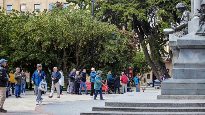 ¿Cuáles son los candidatos a la CC y comunas que componen el distrito 28?