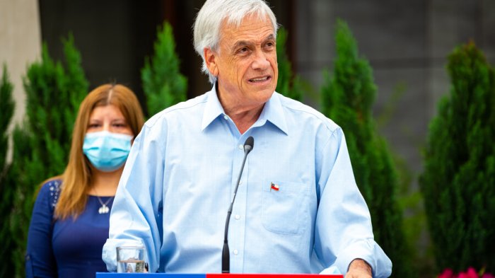 Presidente Piñera obtuvo su nivel de aprobación más alto desde octubre, según Cadem