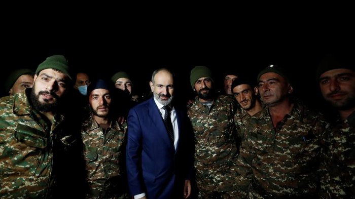 Armenia: Primer ministro denuncia intento de golpe militar