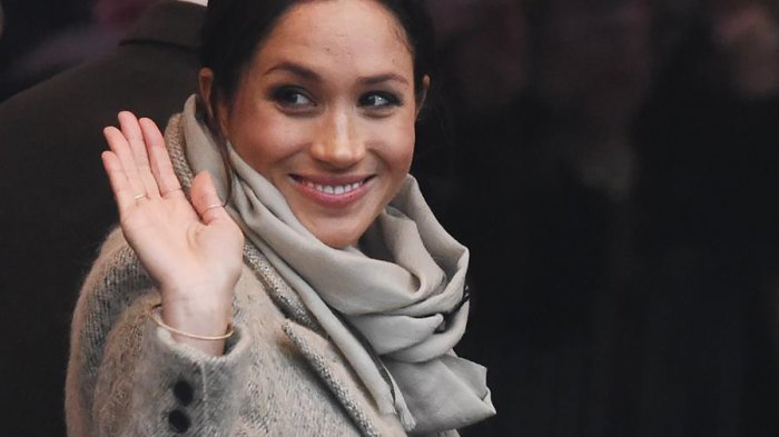 El padre de Meghan se cuadró con la Corona y dijo estar 