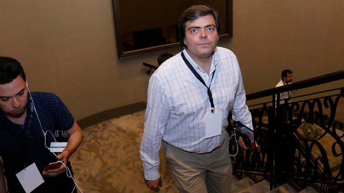 Cristián Barra acusa: 