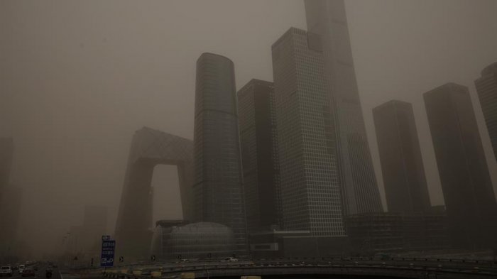 No es un filtro: Las apocalípticas fotos de China bajo una tormenta de arena