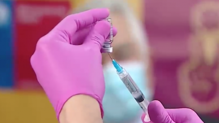 Ensayo clínico de Coronavac da resultados positivos: Un 90% generó anticuerpos después de la segunda dosis