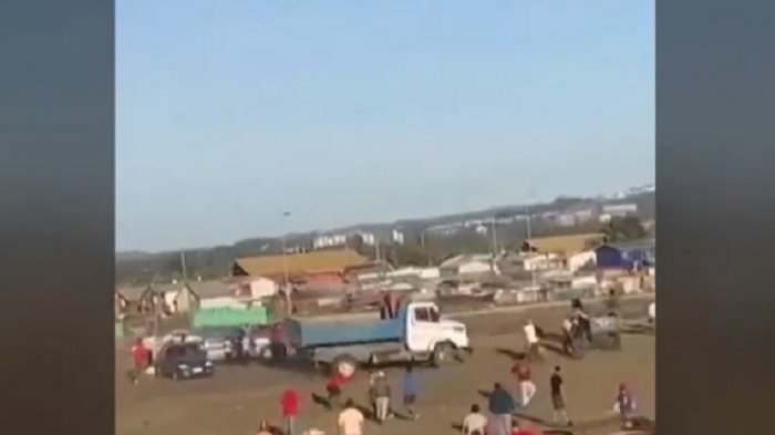 Conductor de camión fue baleado tras intento de atropello en carrera de caballos clandestina