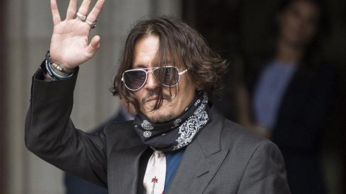 Vagabundo ingresó sin permiso a mansión de Johnny Depp: Se duchó y se sirvió un trago antes de ser descubierto