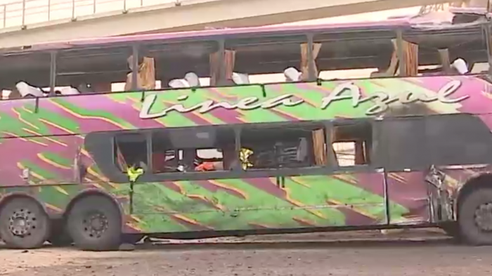 Piden justicia por las muertes: Las graves irregularidades del fatídico accidente de bus Línea Azul