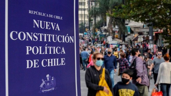 Observatorio Nueva Constitución: 77% de los candidatos no tiene historial en política