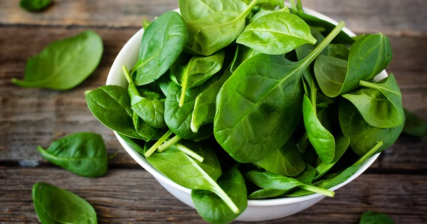 Investigadores señalan que la espinaca posee un componente clave para crear carne cultivada en laboratorio