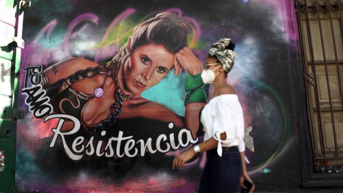 Paste-up: El grito de la calle se toma el sexto capítulo de Emergentes