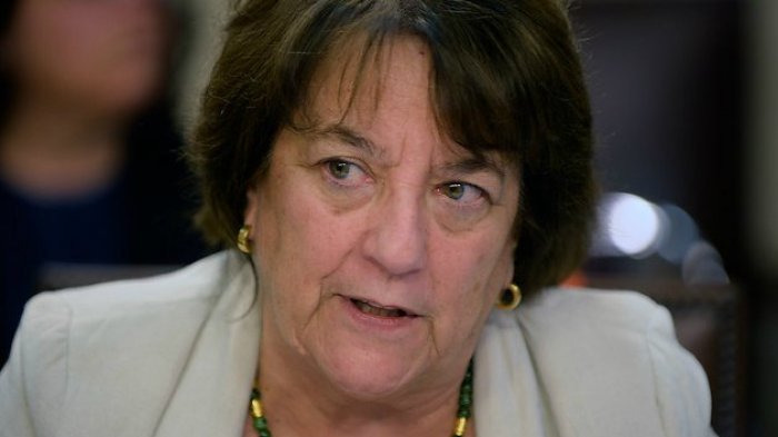 Adriana Delpiano criticó manejo de la pandemia “La tensión entre lo