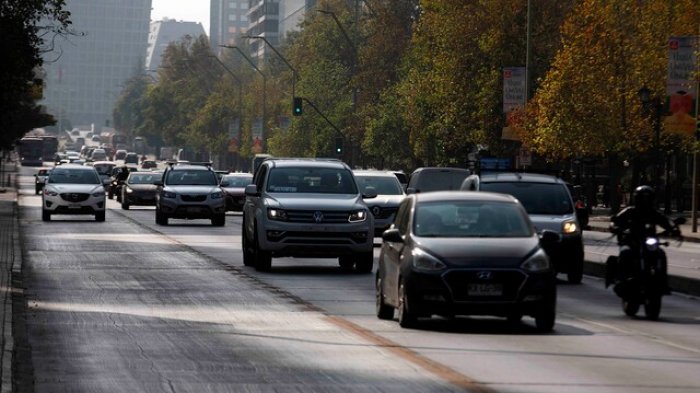 Estudio muestra que cuarentenas de 2021 han tenido la mitad del efecto que las de comienzos de 2020