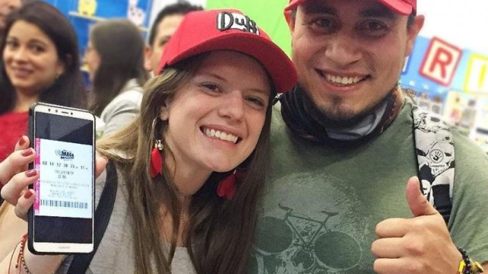 Sin salir de casa: Así los chilenos pueden jugar online por un pozo de USD$201 millones