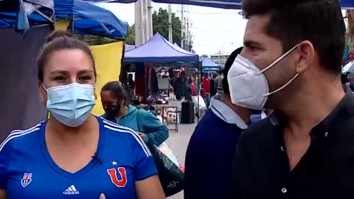 Jessica, la mujer que ayuda a diario en una olla común de Lo Hermida: 