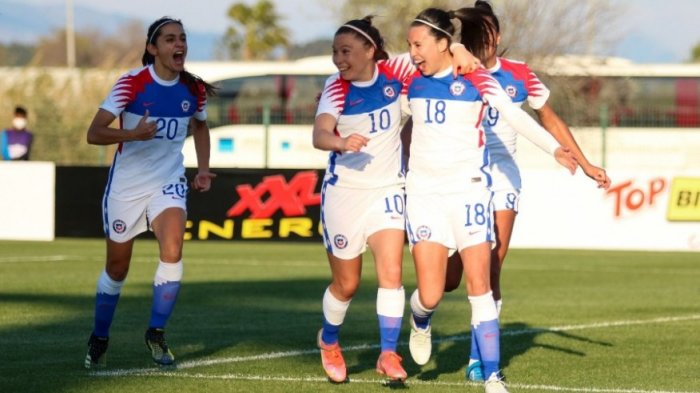 Cuándo juegan y dónde verlo: Todo sobre el crucial partido de la Roja ante Camerún por un cupo en los JJ.OO.