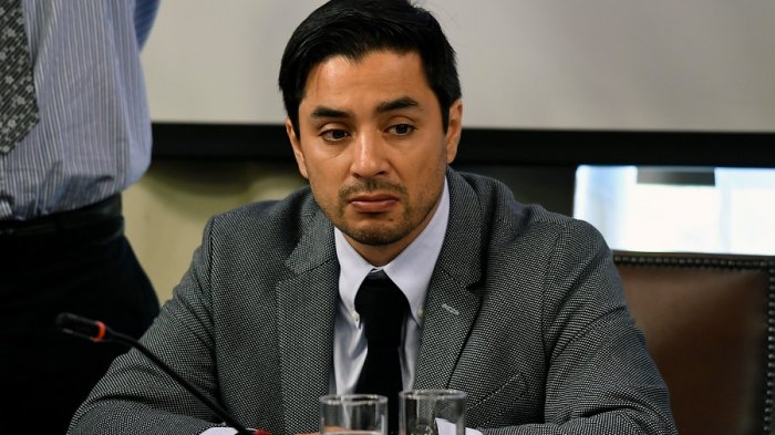 La jugada apuesta del diputado Carter: Si el tercer retiro obtiene amplia mayoría, el gobierno no iría al TC