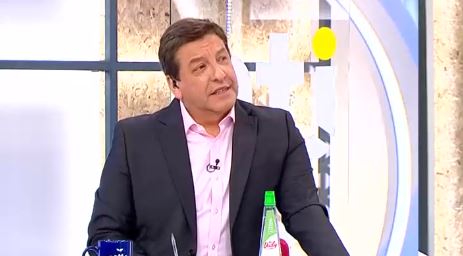 J.C. Rodríguez por dilatación del tercer retiro: 