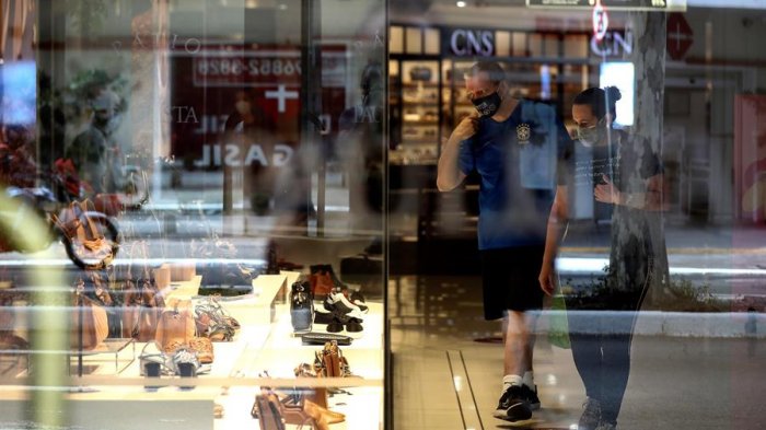 Sao Paulo relaja restricciones pese a repunte de contagios por COVID-19 en Brasil