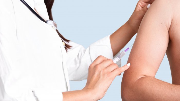 Calama: Veterinarios inocularon a personas con vacuna de perros para generar anticuerpos del coronavirus