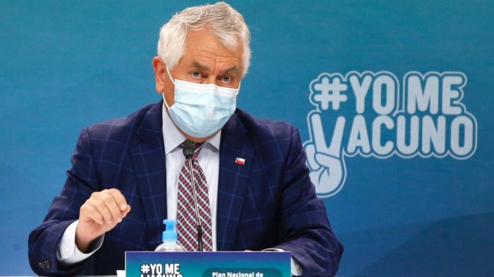 Ministro Paris por denuncias de falta de stock: 