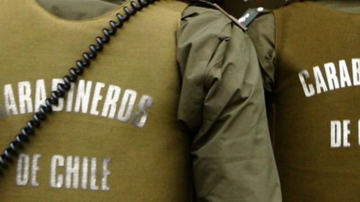 Dos carabineros resultaron lesionados durante procedimiento por corte de tránsito en Lautaro