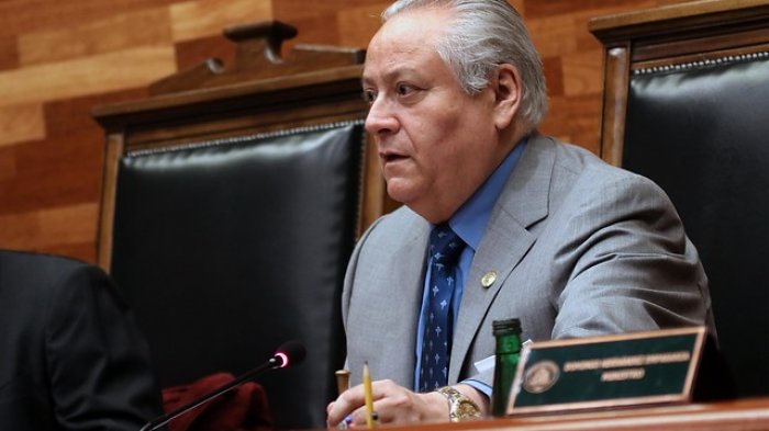 Tercer retiro: Ministro del TC dice que 