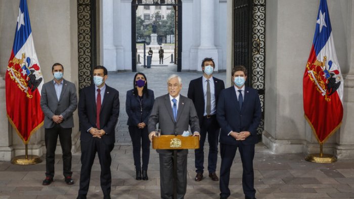 Presidente Piñera anuncia promulgación de tercer retiro y da un paso atrás con su moción