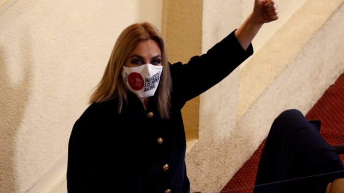 Pamela Jiles presenta proyecto de cuarto retiro del 10% de los fondos de pensiones