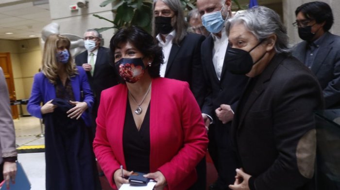 Yasna Provoste descarta candidatura presidencial y reitera su respaldo a Ximena Rincón