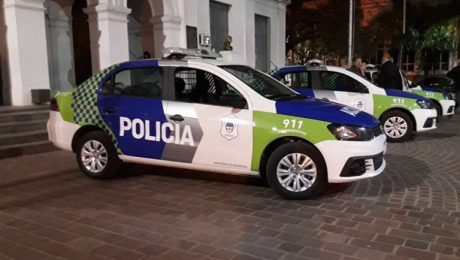 Hombre degolló a su padre en plena calle y se dio a la fuga junto a su pareja