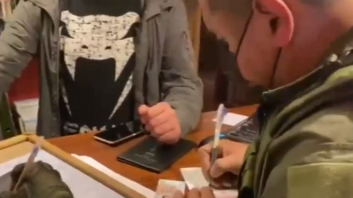 Locatarios de Plaza Ñuñoa denuncian polémicos partes por faltas a la Ley de Alcoholes